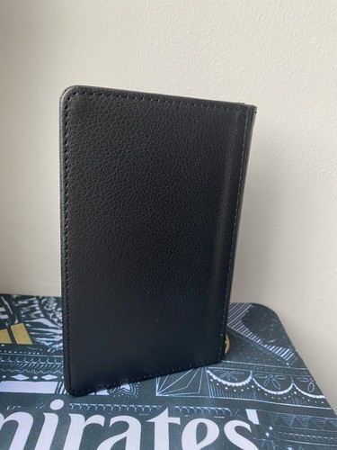 Sergio Tacchini White & Navy Blue Wallet 80’s Football Casual Passport Holder - Picture 3 of 3