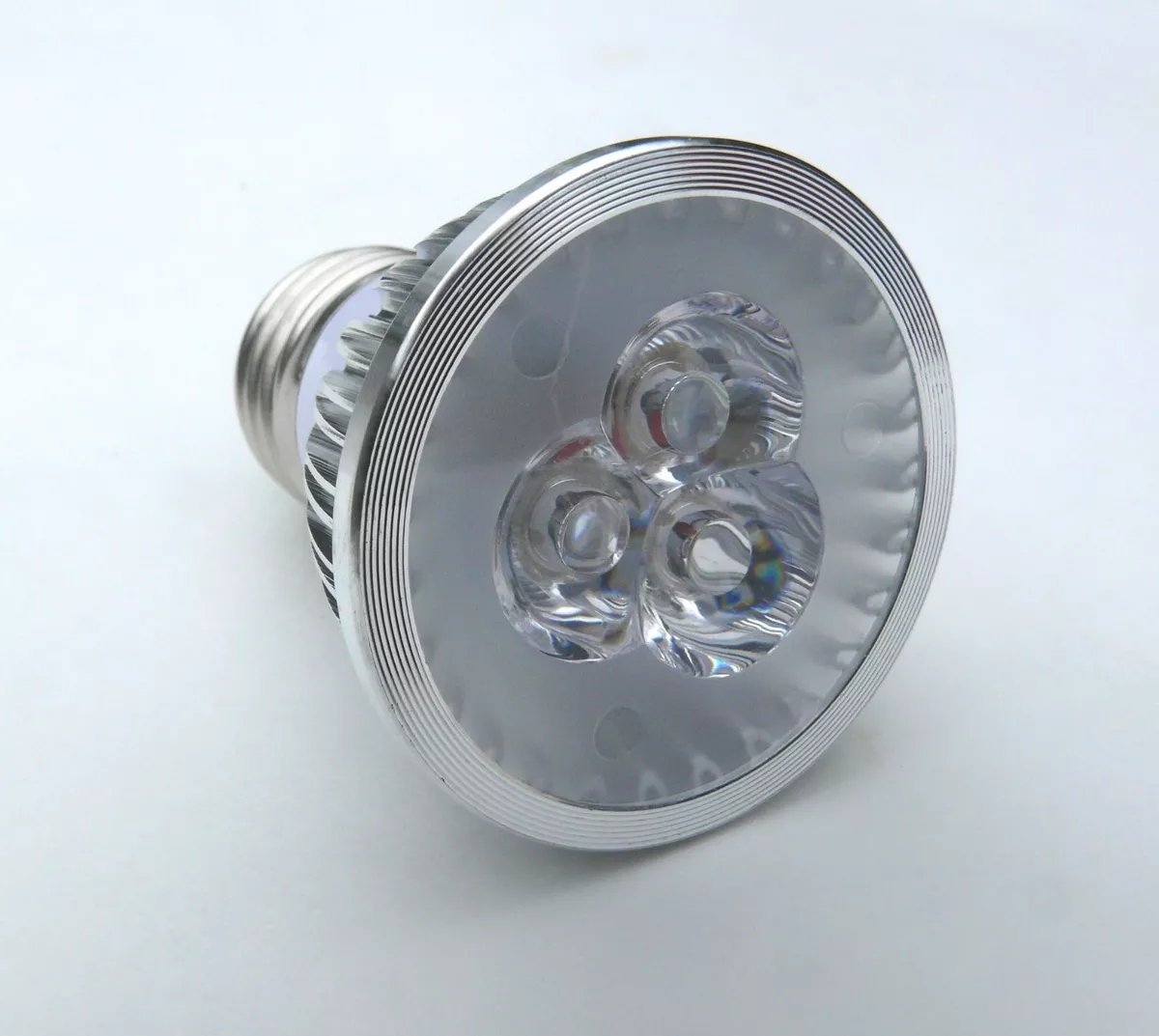 LED Night vision Infrared Illuminator Lamp 940nm Bulb E27 glow eBay