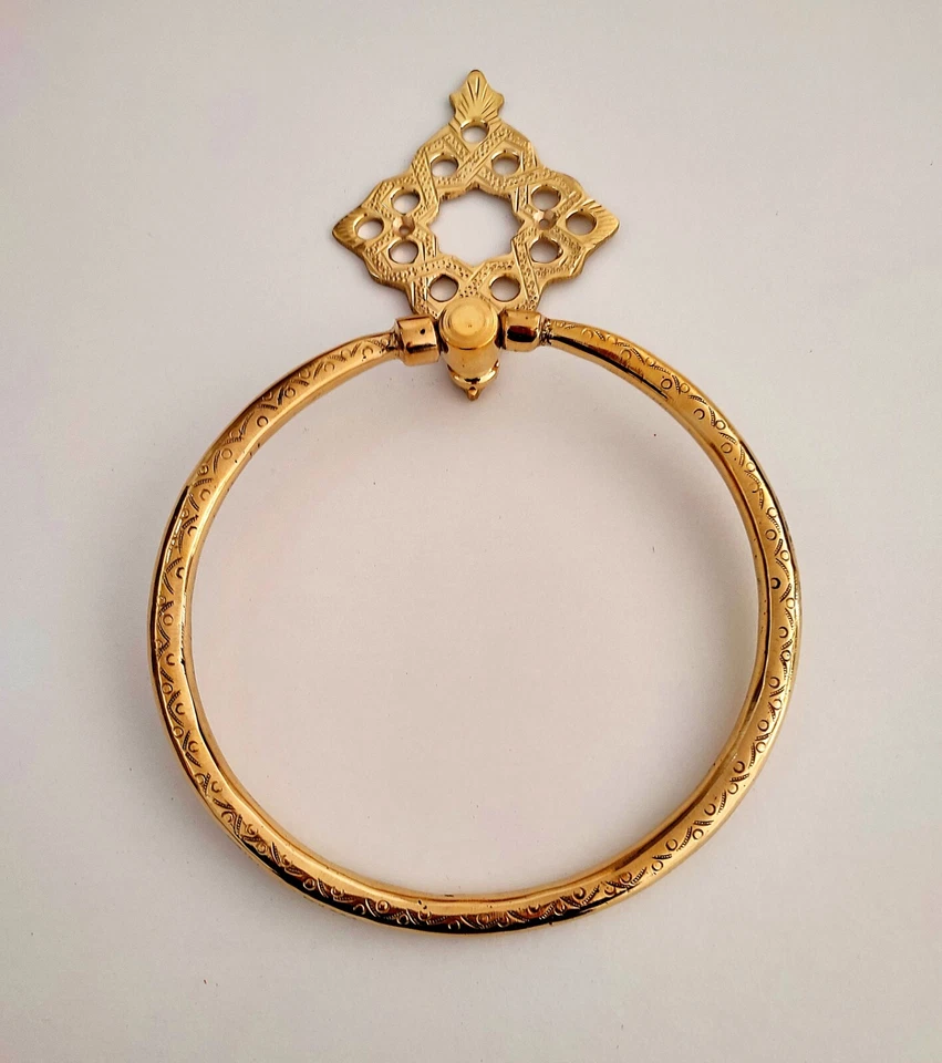 Toallero de latón vintage - Soporte de baño montado en la pared estilo marroquí Foto 2 de 4