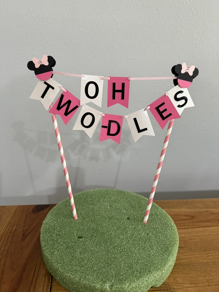 Estandarte inspirado en Disney Minnie Mouse Oh Two-Dles feliz cumpleaños dos pastel Foto 2 de 3