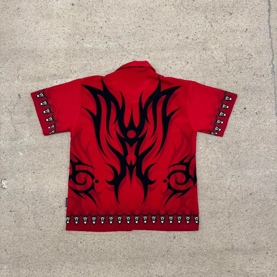 Camisa Silver Point Roja Negra Tribal Tatuaje Arte Estilo Manga Corta Botón Talla M Foto 4 de 4