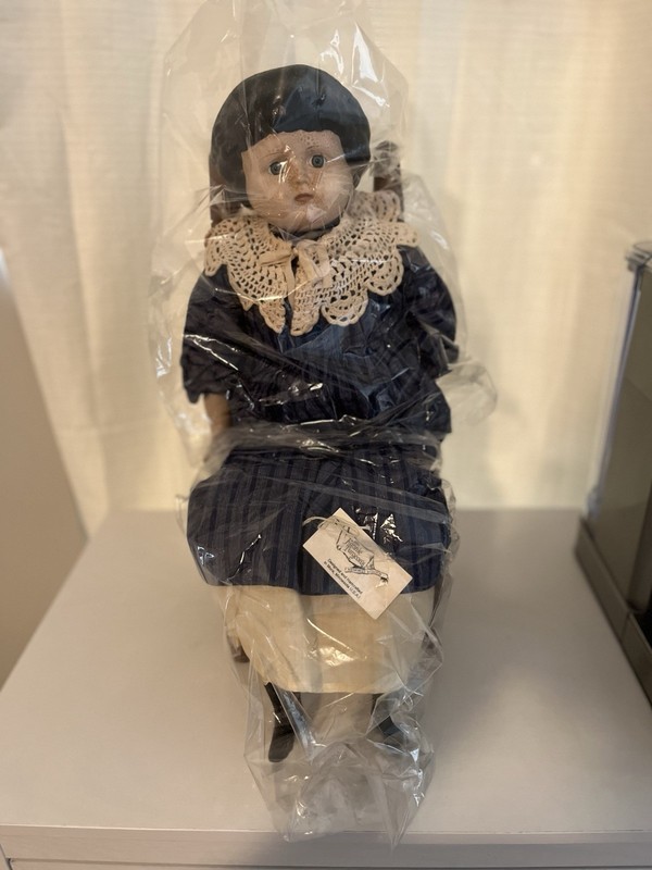 Ms Fannie Turgeons Maggie 18in Porcelain Doll Handmade Signed Original Collector