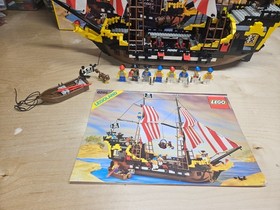 LEGO Pirates: Black Seas Barracuda (6285) 100% Complete With Box