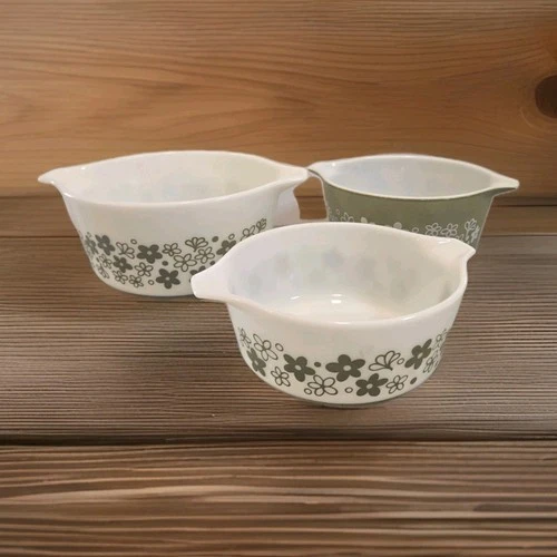 VTG PYREX 3 PC SPRING BLOSSOM CRAZY DAISY CASSEROLE DISH 472 473 474
