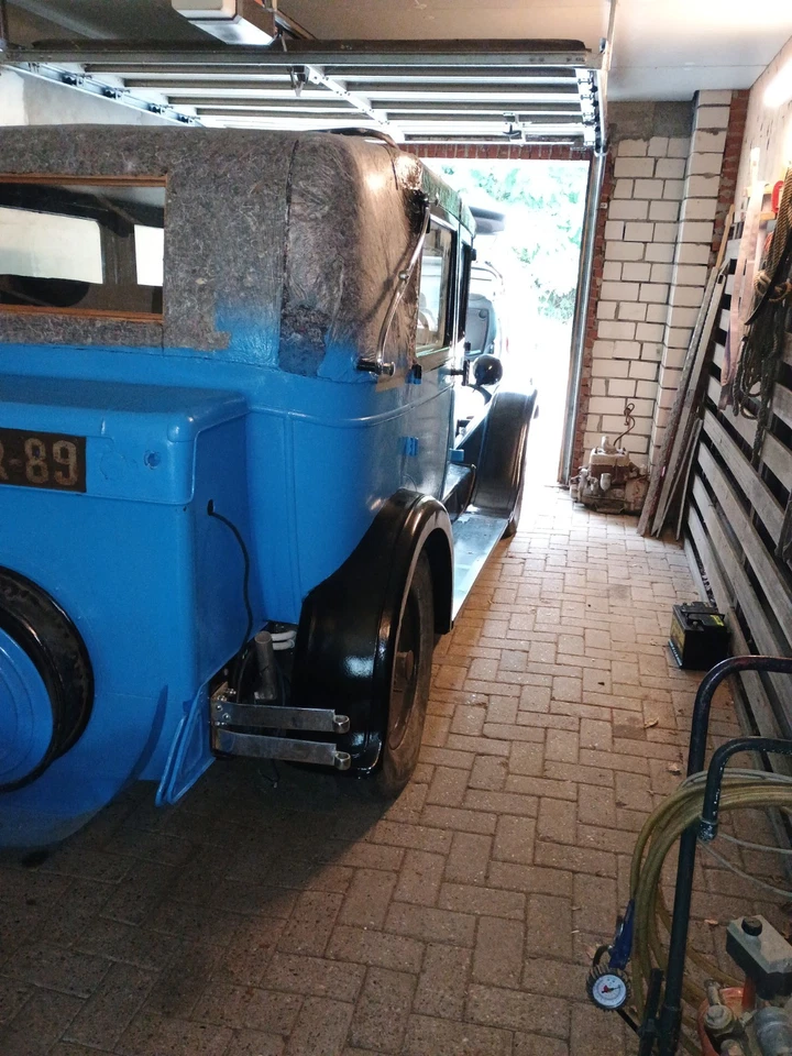 Oldtimer Berliet BJ 28 Citroen Renault Frankreich - Bild 3 von 4