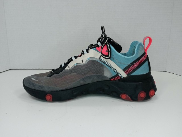 element 87 solar red on feet