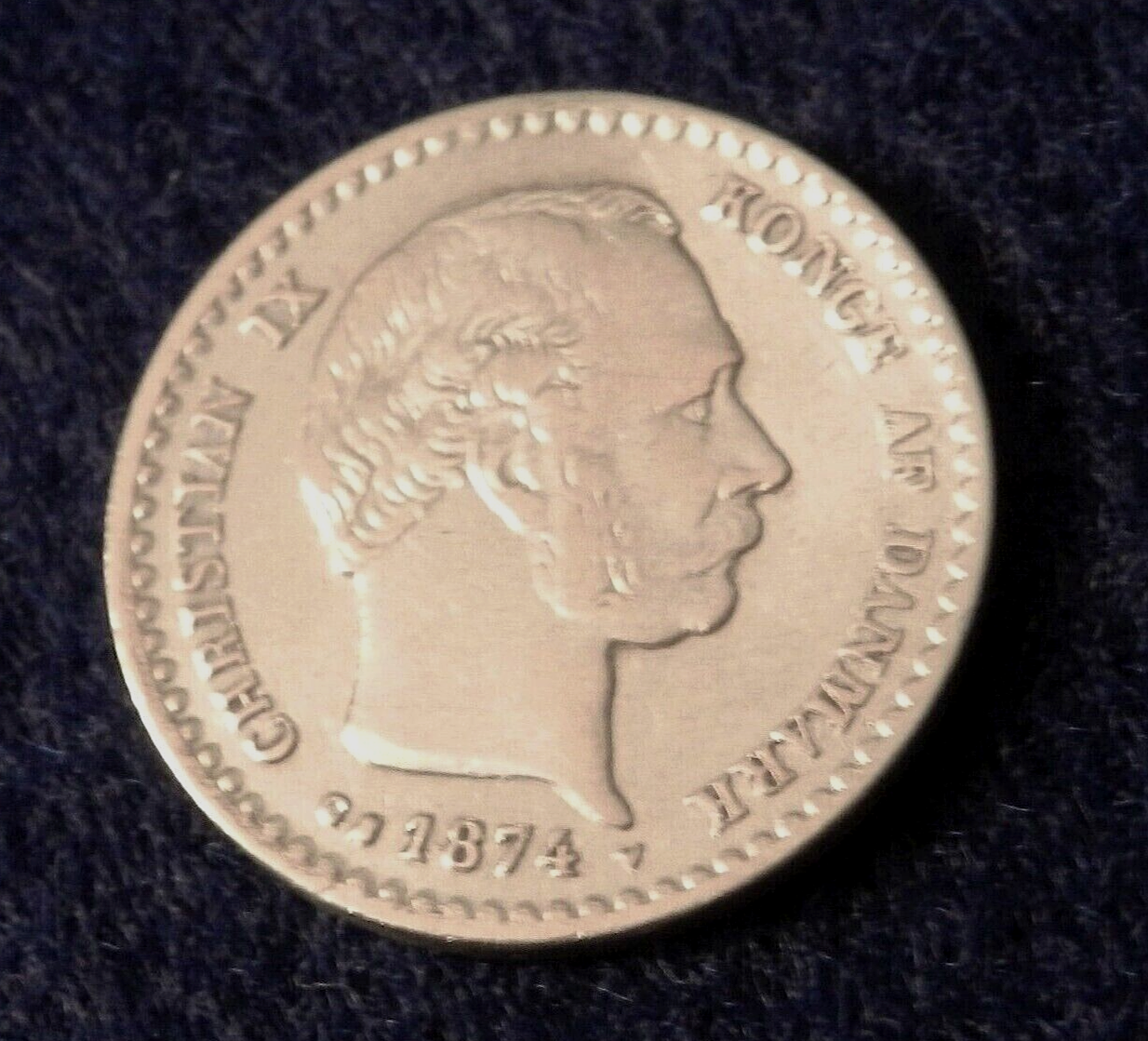 Picture 1 of 3