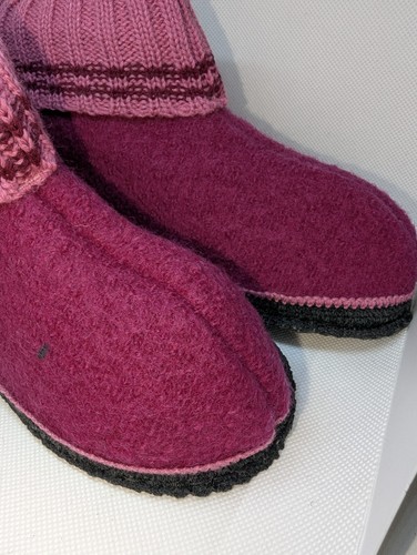 Beck Unisex Kids Otzi Wool Slippers Lounge Boots Pink Childs Size 12 UK #63 - Picture 2 of 7