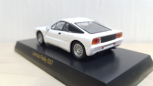 1/64 Kyosho LANCIA RALLY 037 WHITE diecast car model - Picture 3 of 3