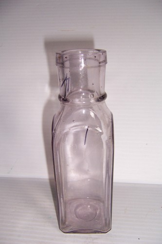 BOTELLA ANTIGUA MEDICINA COLOR AMATISTA LUZ - Imagen 3 de 7