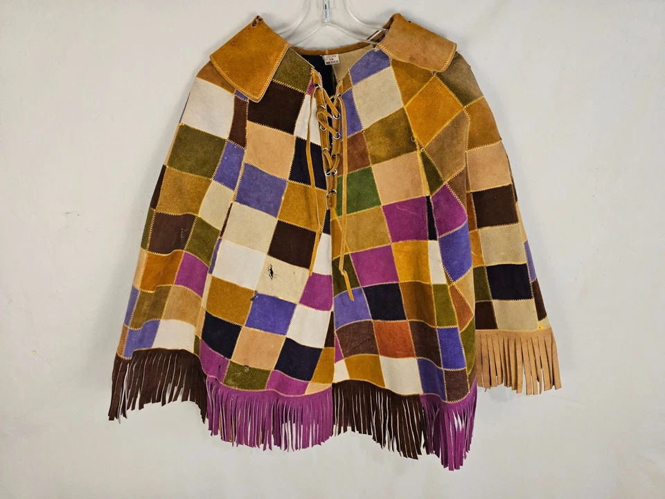 Poncho Vintage Gamuza y Cuero Multicolor Patchwork Flecos y Corsé Cuello Línea Foto 2 de 4