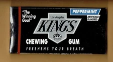 1993 LA Kings Chewing Gum  Sealed  Wayne  Gretzky  Team Picture on back  RARE