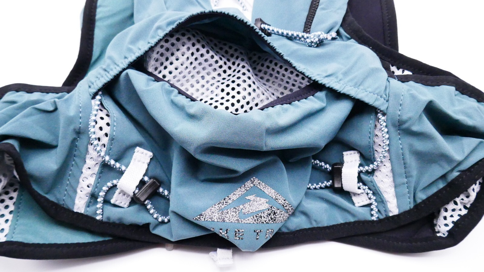 Nike Kiger 4.0 Womens M/L Running Vest Hasta/Black/Pure Platinum/Silver