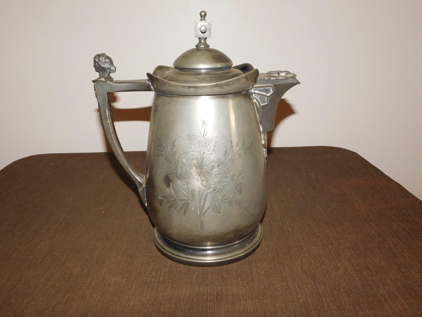 ANTIQUE VINTAGE KITCHEN  12"  MANHATTAN NY PLATE CO ANTLER DEER BUCK COFFEE POT
