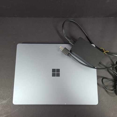 Microsoft Surface Laptop GO 12.4" Intel Core i5-1035G1@1GHz 8/128GB Silver READ - Picture 12 of 12