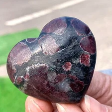 70G Natural Fireworks Red Garnet sphere Quartz Crystal heart-shaped healing