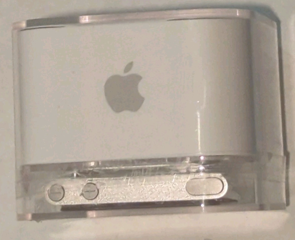【新品同様】Apple iPod nano 第6世代 8G シルバー iPod nano Apple 第6世代（8GB）シルバー：MC525LL : Centro