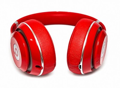 BEATS by Dr. Dre STUDIO 2 WIRELESS HEADPHONES -WITH NEW EAR PADS