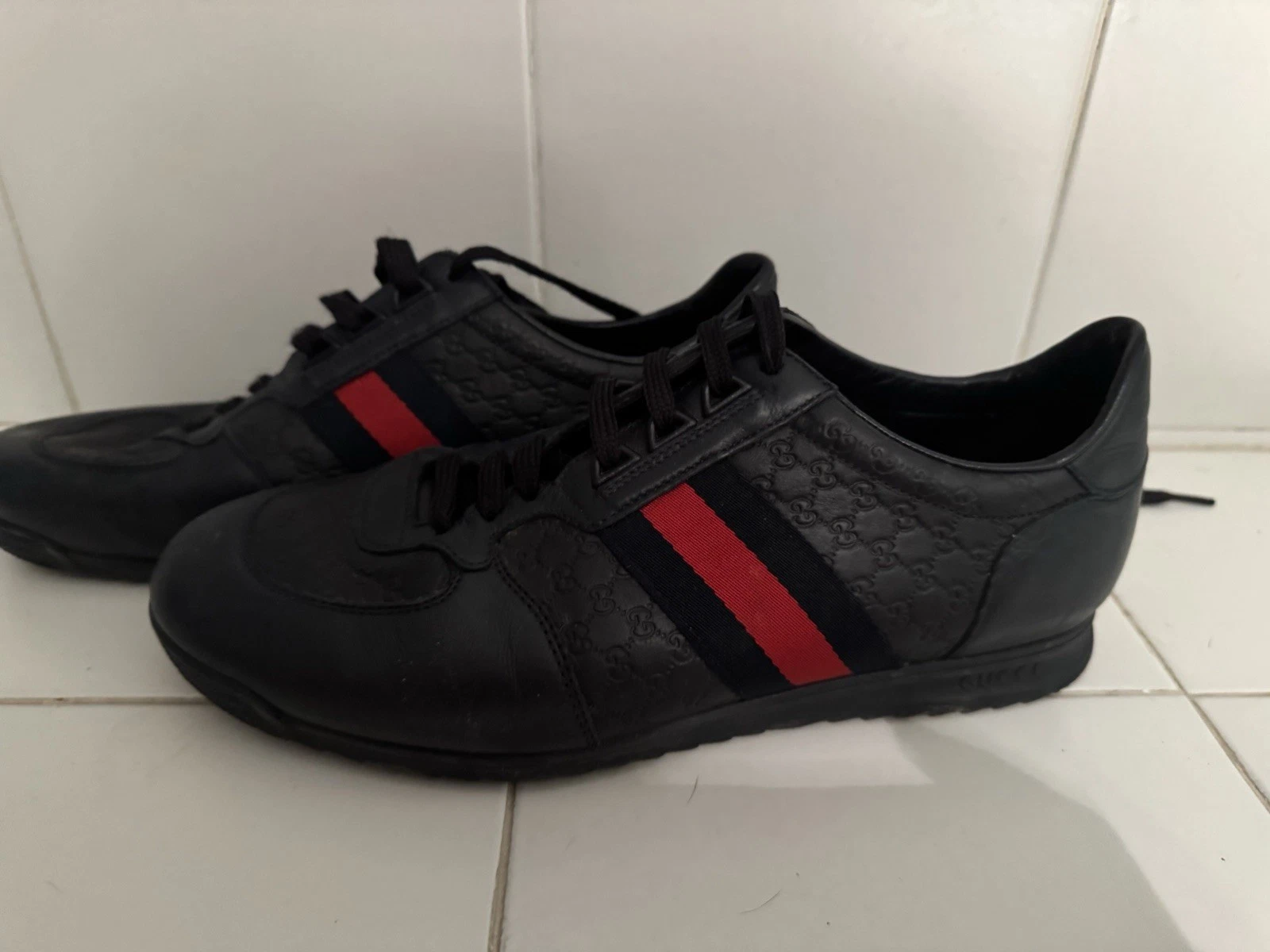 Baskets basses Gucci Ace homme 10 logo US cuir bleu occasion