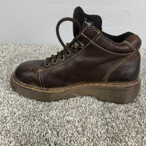 Scarpe vintage Dr Martens donna taglia 9 pelle marrone 8542 made England anni 90 - Foto 4 di 10