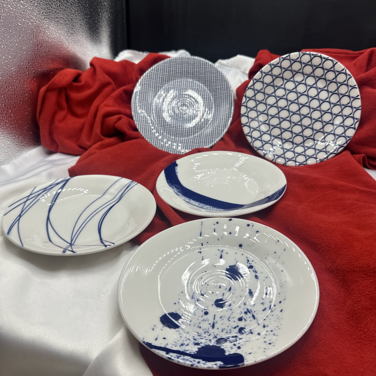 Of Five Royal Doulton Pacific Dessert/appetizer/ Bread Plate