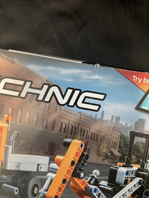 NEW VTG LEGO Technic 42060 Roadwork Crew Truck & Excavator Set Sealed RETIRED