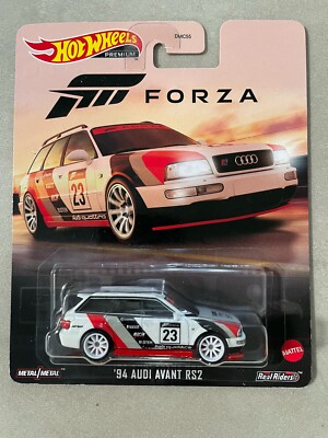 Hot Wheels Premium Pop Culture 94 Audi RS2 Avant Forza