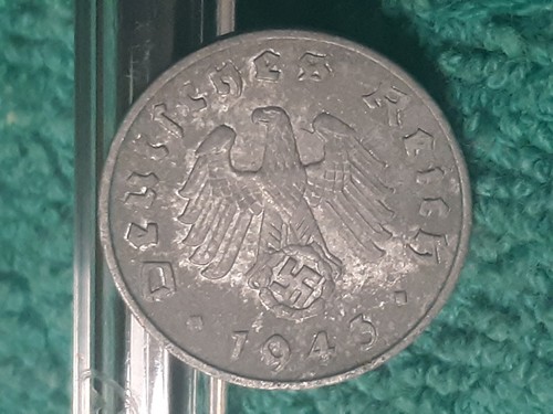 1943 WW2 1 Reichspfennig~ Germany, Heavily Circulated - Picture 8 of 12