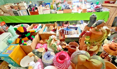 10 pound lot of collectibles, old & new items'',Bulk Buy #NJ-9@@LOOK  SALE-#68M