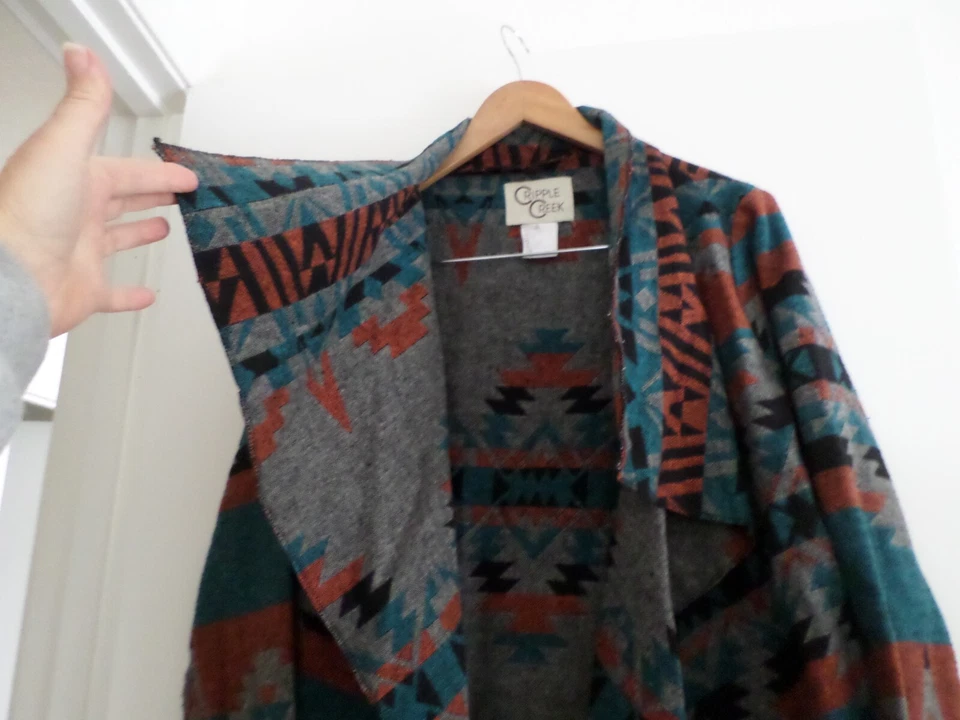 Cripple Creek Aztec design waterfall front open jacket size S - Image 2 of 4