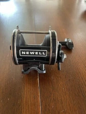 #2 Newell S540-3.2 Conventional Saltwater Fishing Reel Black VINTAGE W/ROD CLAMP