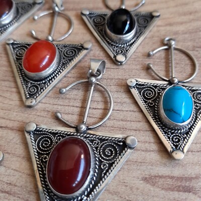 アクセサリー mahalo KALIFANO | Moroccan Fossil Shark Tooth Necklace: A Prehistoric