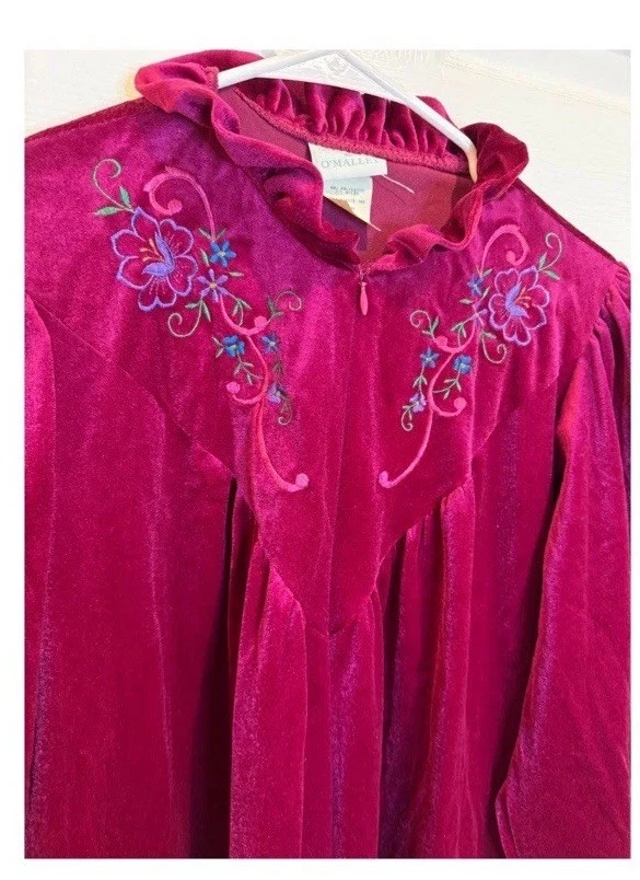 Abrigo de Colección Gilligan O'Malley Rosa Terciopelo Tumbona Bordado Floral Talla Pequeña Foto 3 de 4