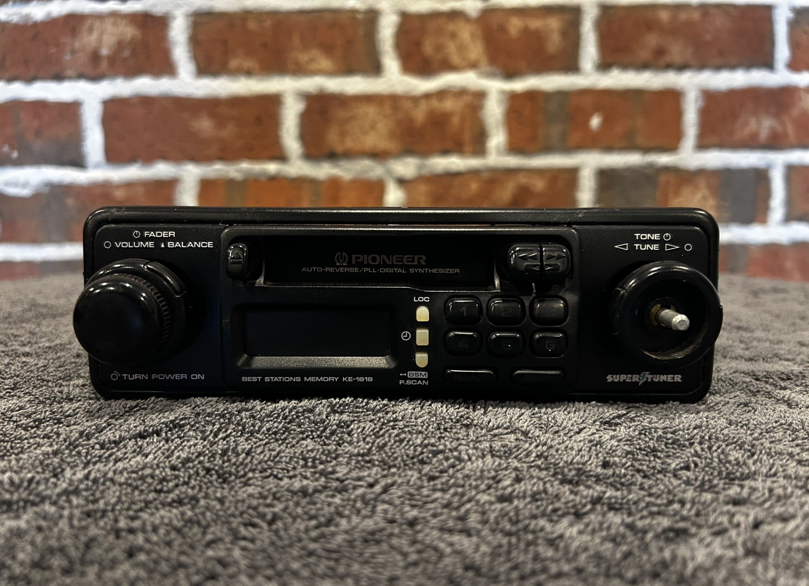 VINTAGE PIONEER SUPER TUNER MODEL KE-1818 CAR STEREO AM/FM C