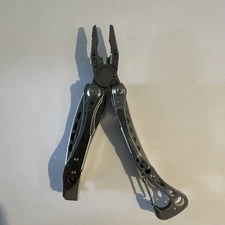 Leatherman Skeletool Multi-Tool Stainless Steel Pocket Knife Pliers Carabiner