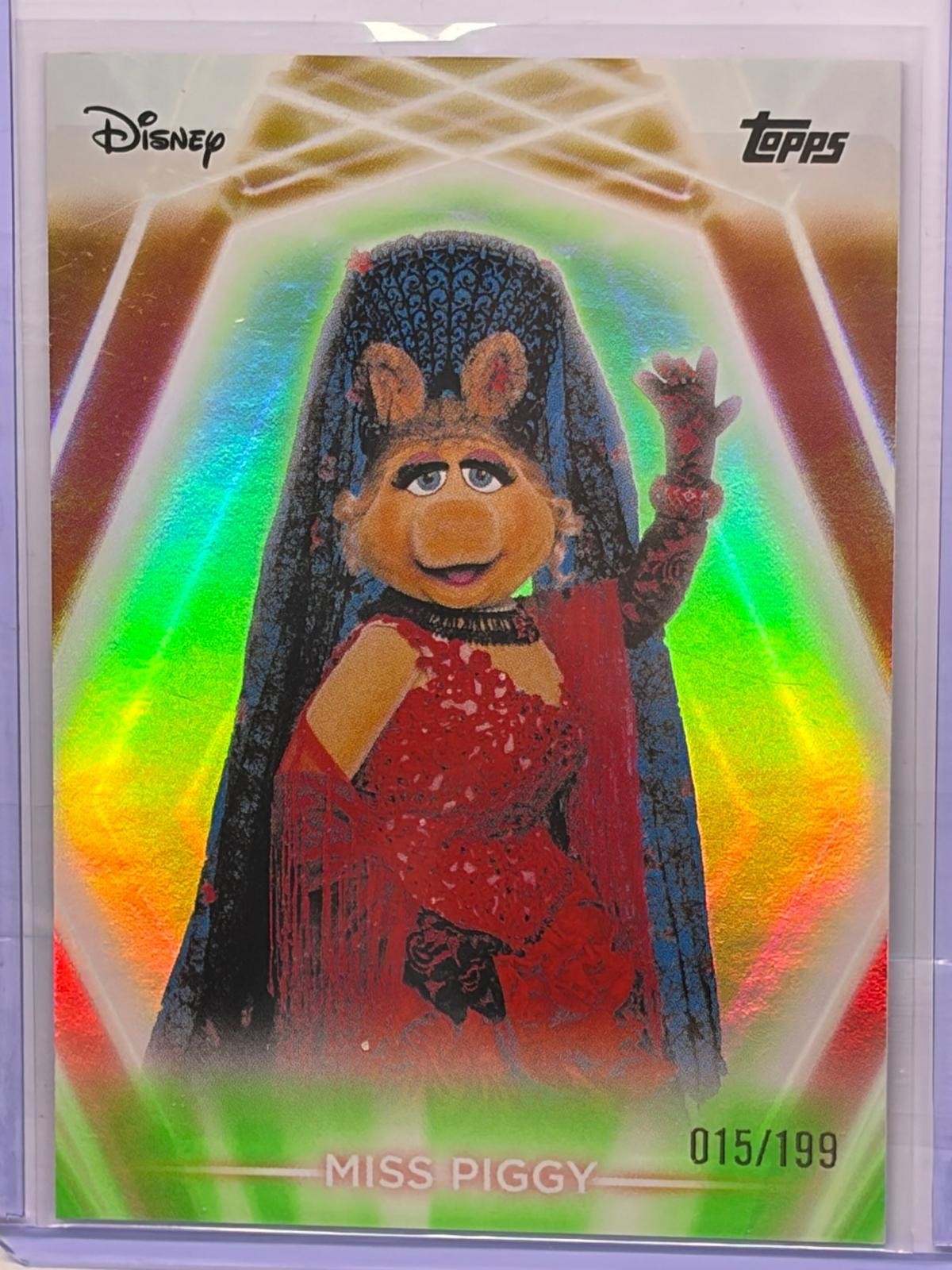 Topps Disney Neon MISS PIGGY The Muppets Green Parallel Refractor Card /199