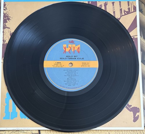 The Clash- Black Market Clash 1980 4E-36846 10-Inch Vinyl Excellent LP - Bild 3 von 3