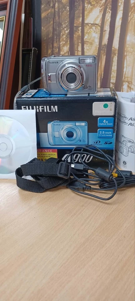 Fujifilm FinePix A Series 2xA900 9.0MP Digital Camera - Silver, photo 2 of 4