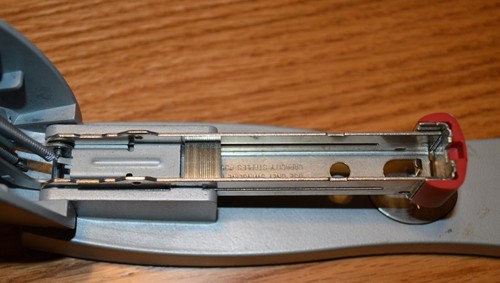 SWINGLINE STAPLER MODEL #77701/15 -HIGH CAPACITY/ EXT. HANDLE -60 SHEET CAPACITY - Picture 7 of 9