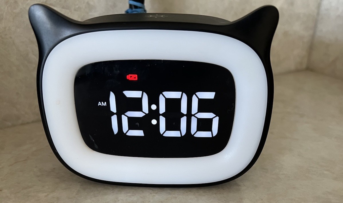 LED Night Light Alarm Clock, Desktop Kitty Cat Electronic Clock, Bedroom photo