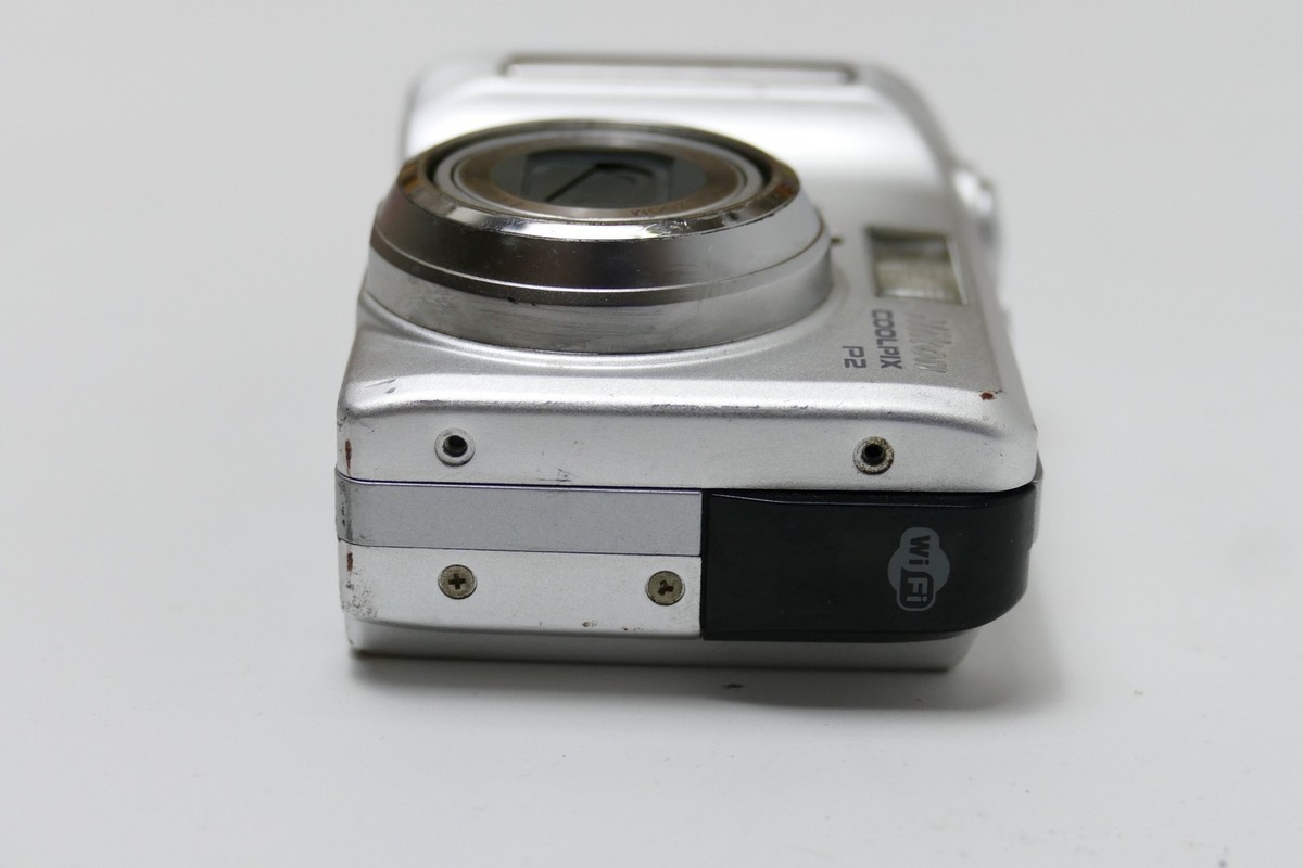 Nikon Coolpix P2 Digital Compact Camera 5.1MP Silver Digicam CCD