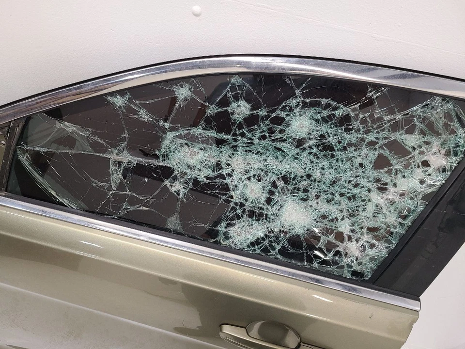 10-19 FORD TAURUS Driver Front LH Door Electric Limited Green AG1Z5420125A  Foto 4 de 4