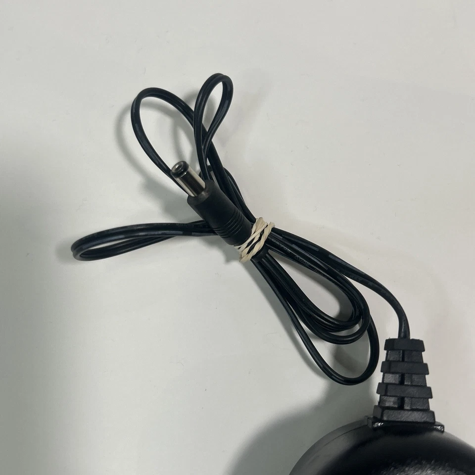 iRobot Roomba 17062 OEM Charger Power Cord 500 600 700 Series Black Vacuum - Image 4 of 4