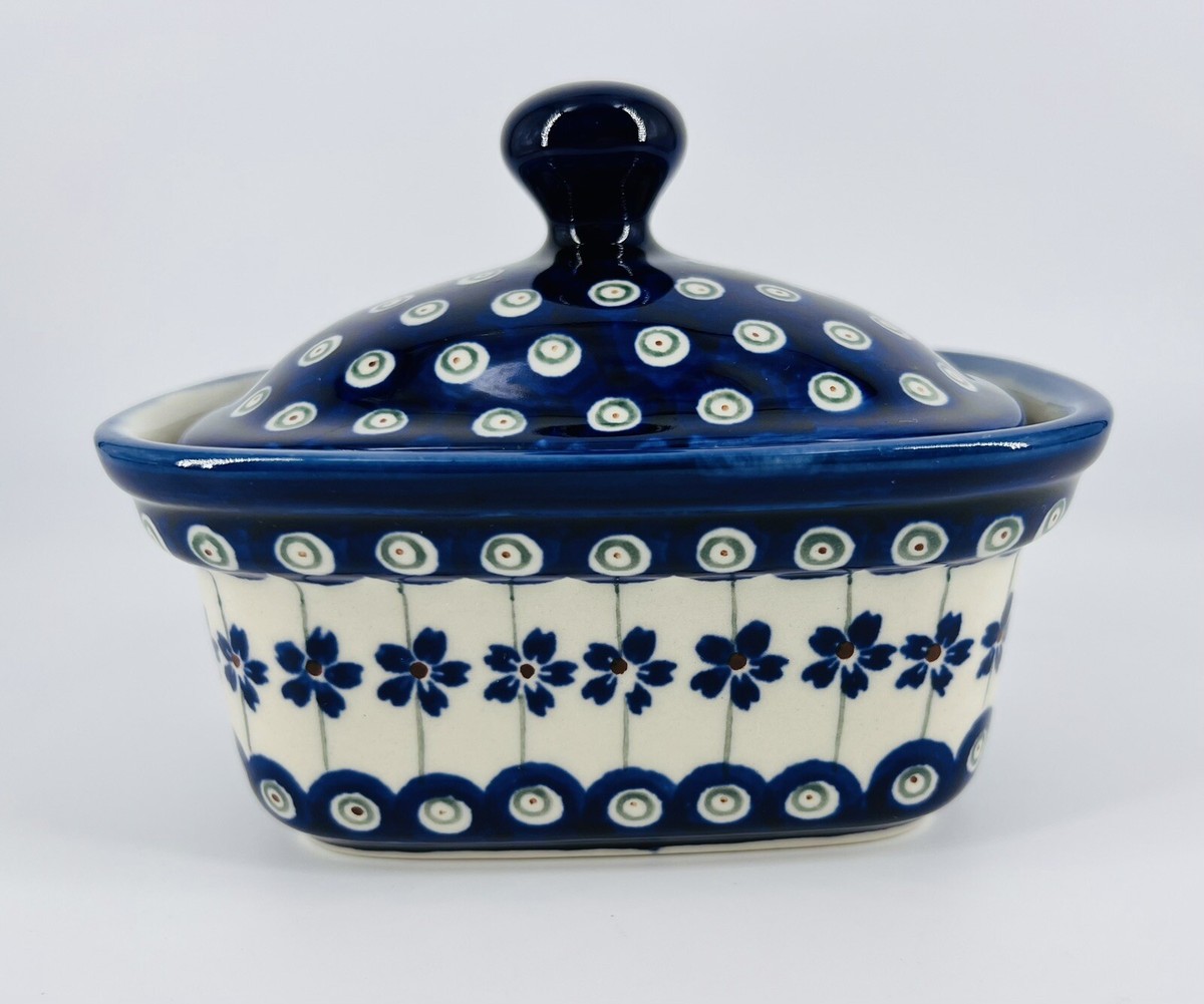 Boleslawiec Polish Pottery Casserole with Lid/Butter Box 