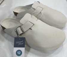 Universal Thread clogs Cream Color Size 12