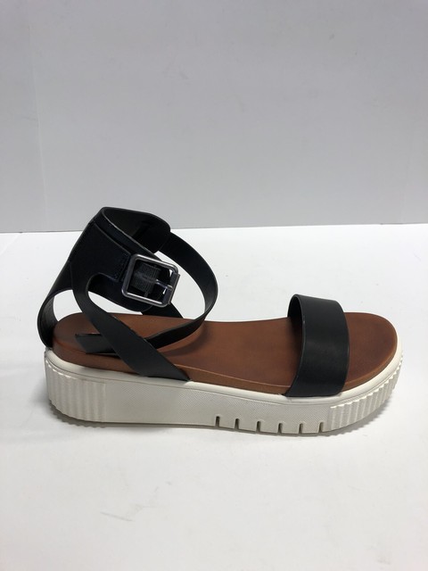 mia lunna sandal
