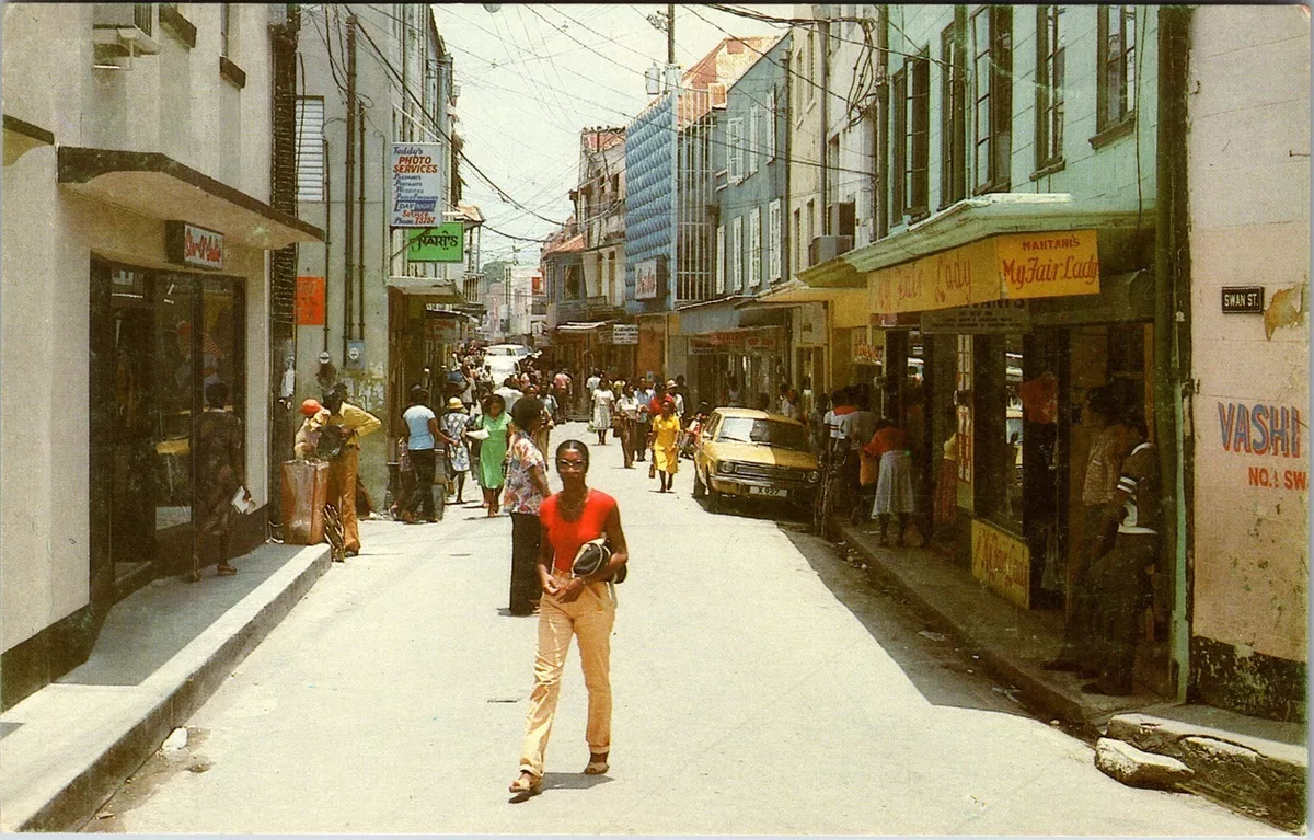 Walking Bridgetown, Barbados