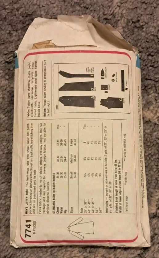 Simplicity 7741 Size 42-44 Men's Jiffy Robe - Image 2 of 2