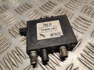 BMW X5 E53 Kofferraumdeckel Antennenverstärker 6906070