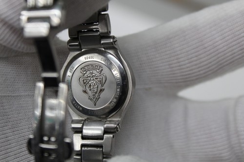 Gucci 9040L Watch Black Ladies Quartz 25mm Vintage Date Round Swiss Made - Picture 3 of 7